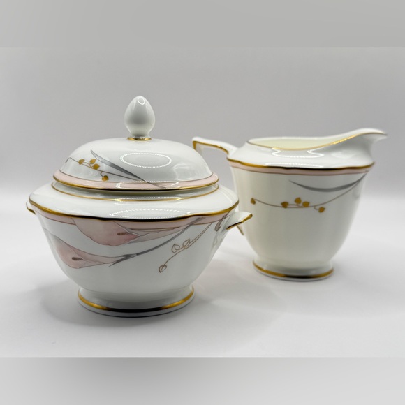 Vintage Mikasa Bone China Cream and Sugar Set - Bellamy Collection - Picture 10 of 11